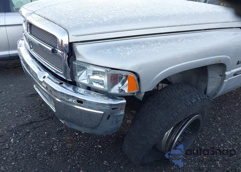 2002 Dodge Ram 2500 St из США, поврежденный, VIN 3B7KF23Z22M280341